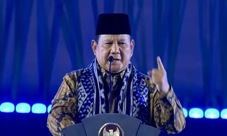 Presiden Prabowo Subianto Tegaskan Harmoni dan Kedamaian dalam Perayaan Natal Nasional 2024 Presiden Prabowo Subianto Tegaskan Harmoni dan Kedamaian dalam Perayaan Natal Nasional 2024