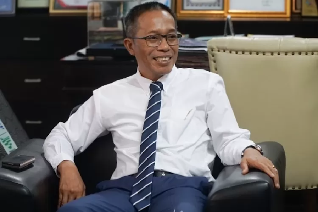 Kepemimpinan Baru di Lombok Timur: Hairul Warisin dan Edwin Hadiwijaya Resmi Gantikan Juaini Taofik Kepemimpinan Baru di Lombok Timur: Hairul Warisin dan Edwin Hadiwijaya Resmi Gantikan Juaini Taofik
