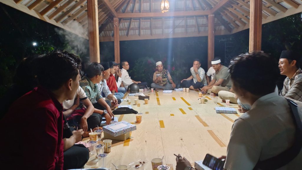 Wabup Lombok Timur Gelar Buka Puasa Bersama NGO, Ormas, dan Mahasiswa, Dorong Partisipasi Masyarakat dalam Pembangunan