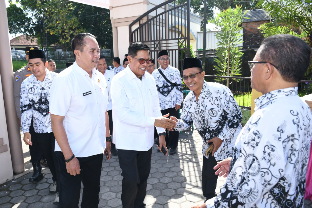 Dari Silaturahmi ke Aksi Nyata, PGRI Masbagik Perkuat Pendidikan dan Lepas Jemaah Haji Mitra Satu News - berita terbaru