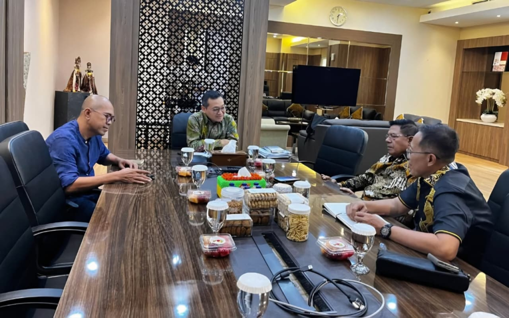 Langkah Strategis dari Jakarta: Lombok Timur Pacu Ekonomi Daerah dan Perkuat BUMD Langkah Strategis dari Jakarta: Lombok Timur Pacu Ekonomi Daerah dan Perkuat BUMD