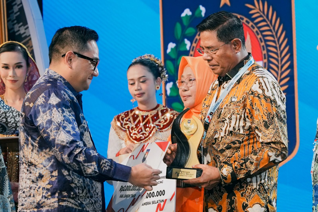 Pemkab Lotim Sabet Penghargaan Regional, Dinilai Unggul dalam Inovasi Pendanaan Pembangunan Pemkab Lotim Sabet Penghargaan Regional, Dinilai Unggul dalam Inovasi Pendanaan Pembangunan