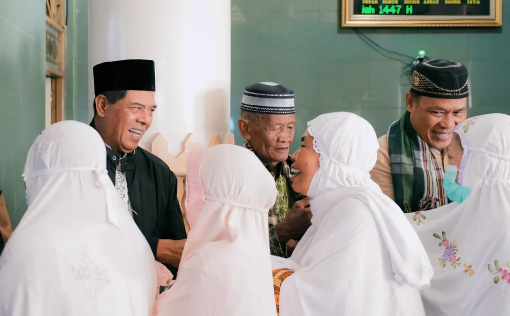 Pimpinan Daerah Lombok Timur Rayakan Iduladha Bersama Warga di Tiga Titik