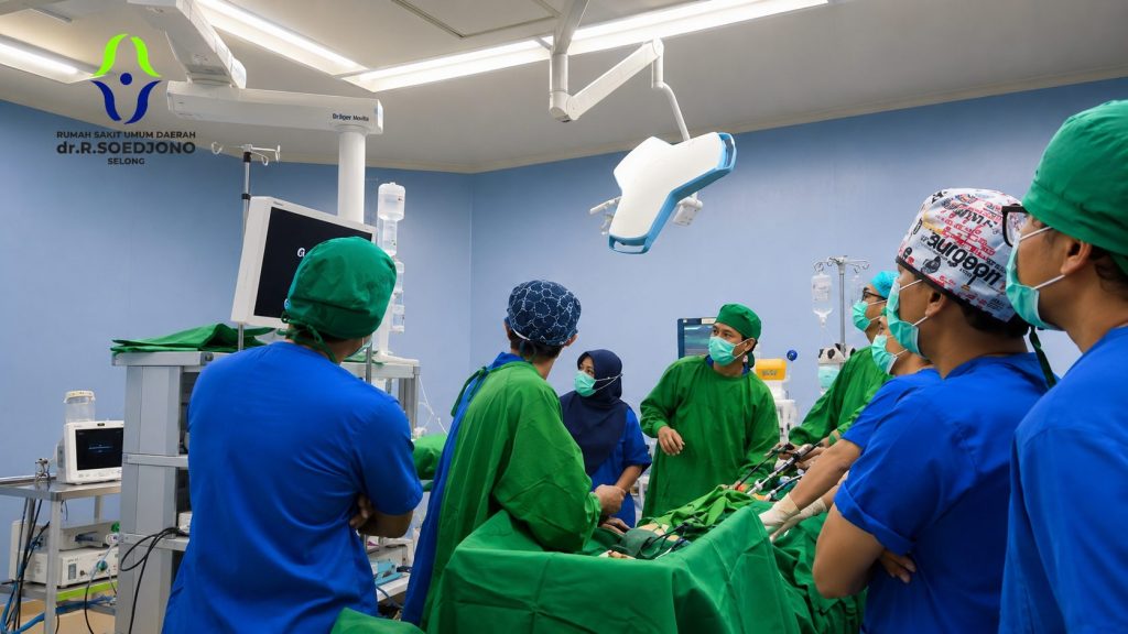Gerak Cepat Tim Medis Selamatkan Pasien Apendisitis Akut Lewat Operasi Cito