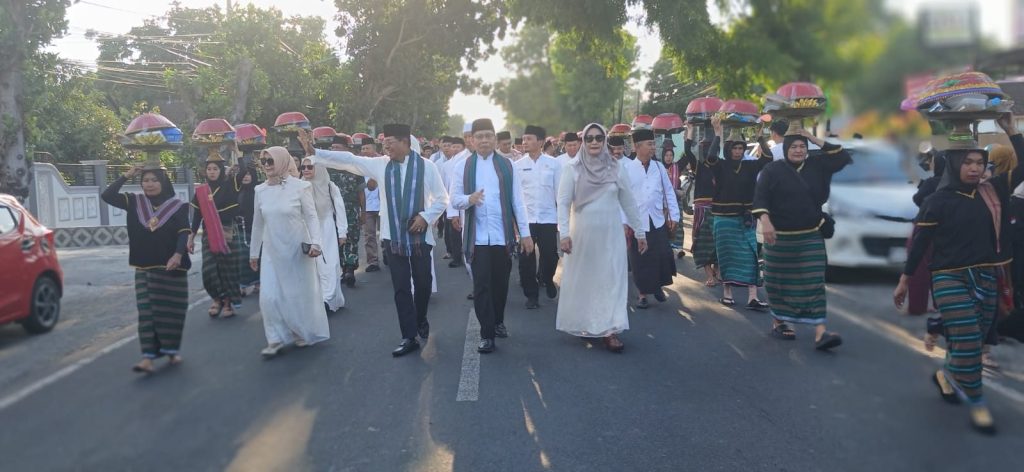 Festival Muharram 1448 H Dibuka Meriah, Pemda Lotim Gelar Pawai Taaruf dan Parade 1.448 Dulang