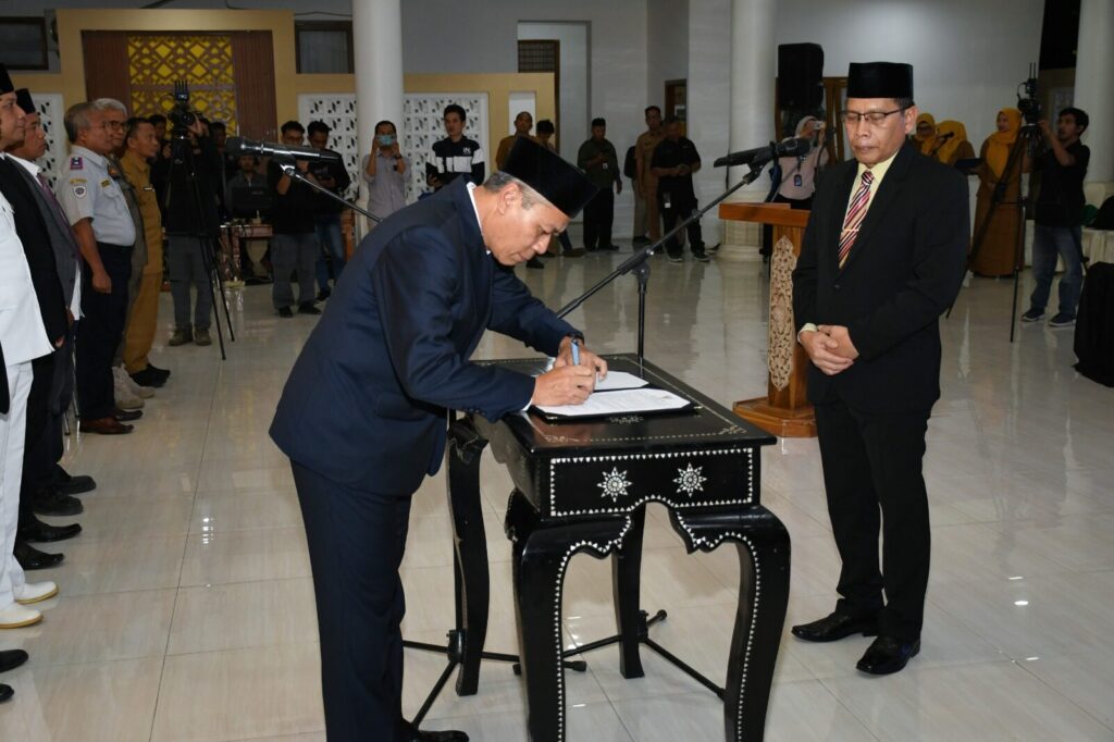Pemkab Lombok Timur Tata Ulang Struktur Pemerintahan, 36 Pejabat Diberi Amanah Baru