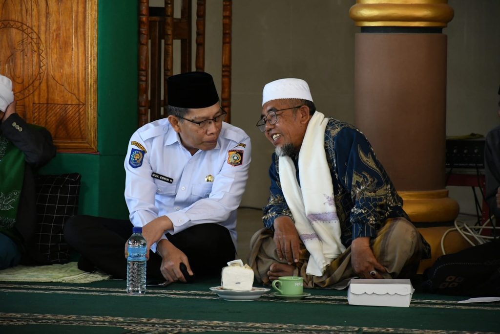 Dari Maulid Nabi, Wabup Lotim Soroti Akurasi Data Bansos hingga Potensi Ekonomi Desa