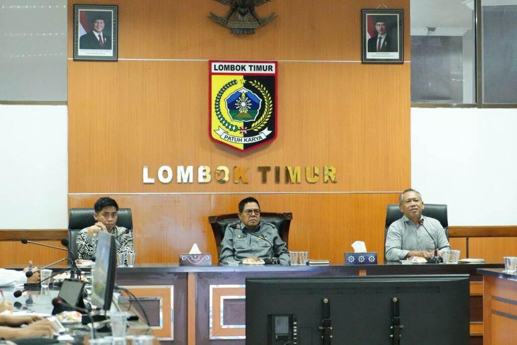 Kemarau Panjang Tekan Pasokan Air, Bupati Lotim Dorong PDAM Cari Sumber Baru Kemarau Panjang Tekan Pasokan Air, Bupati Lotim Dorong PDAM Cari Sumber Baru