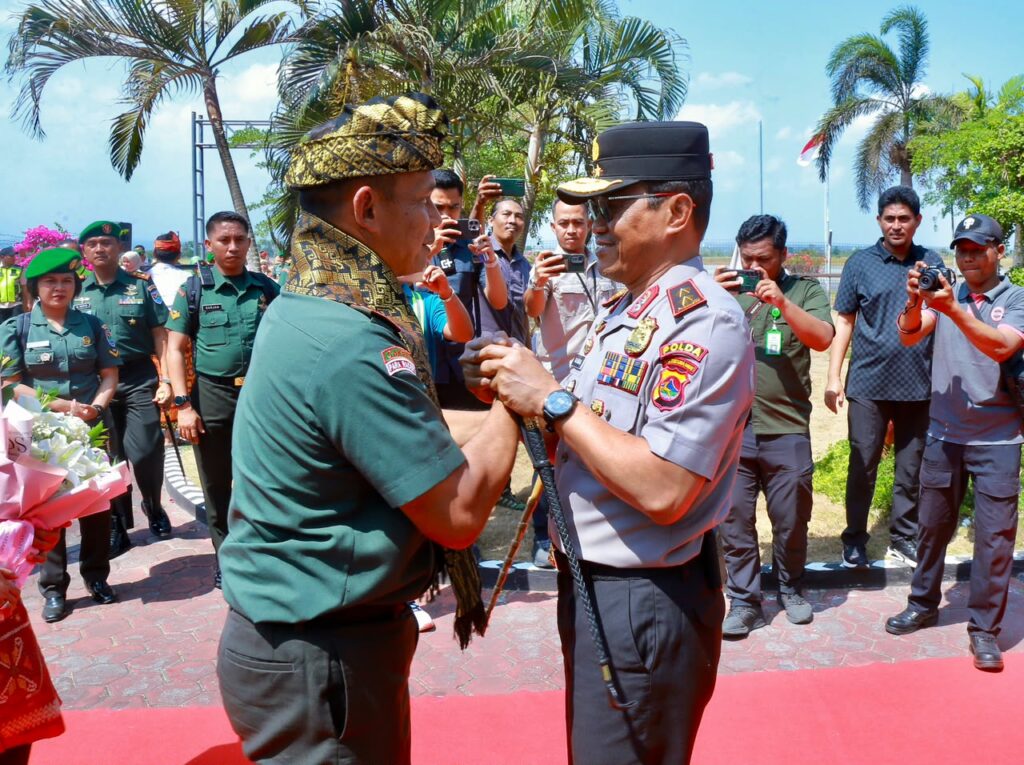 Sambut Pangdam XXX/Rinambora, Kapolda NTB Tekankan Pentingnya Soliditas TNI-Polri